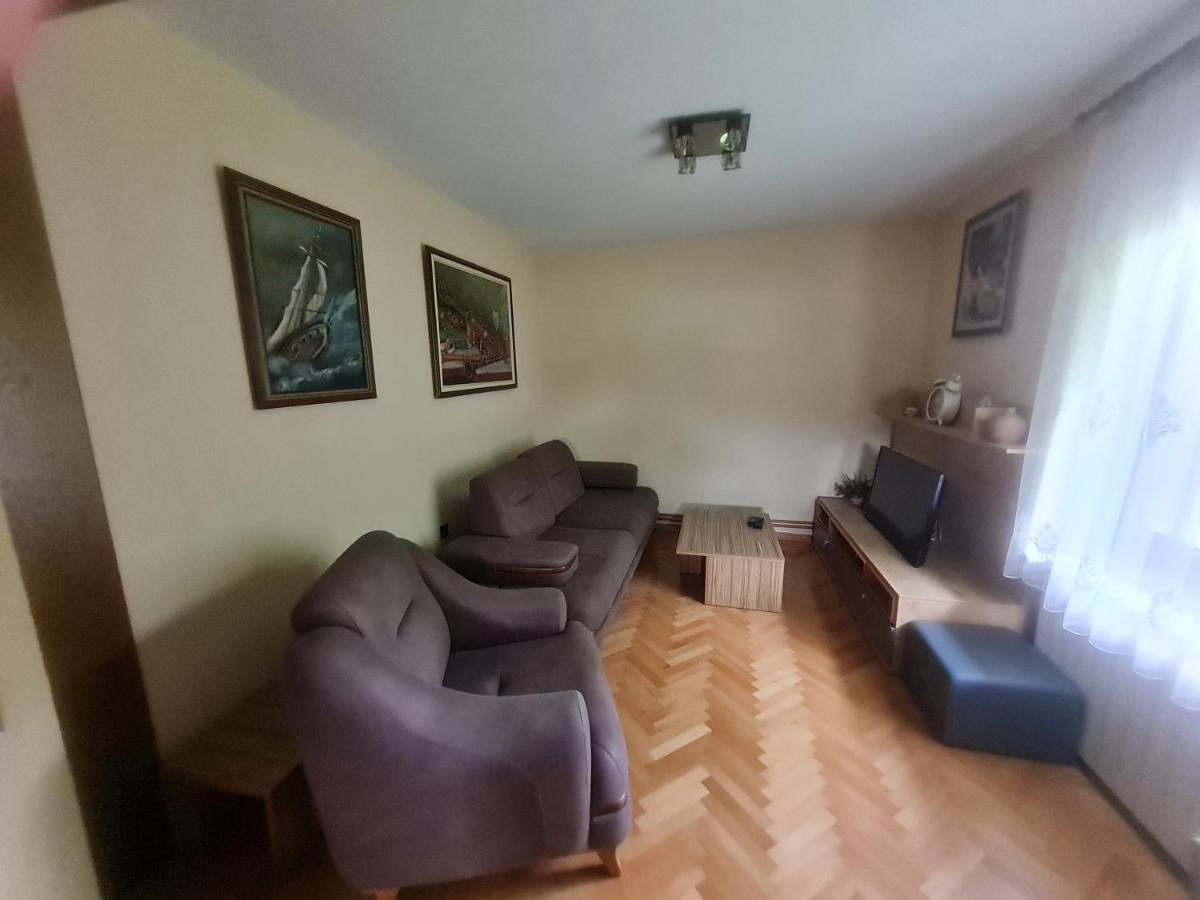 Apartmani Minjevic 비옐로폴레 외부 사진